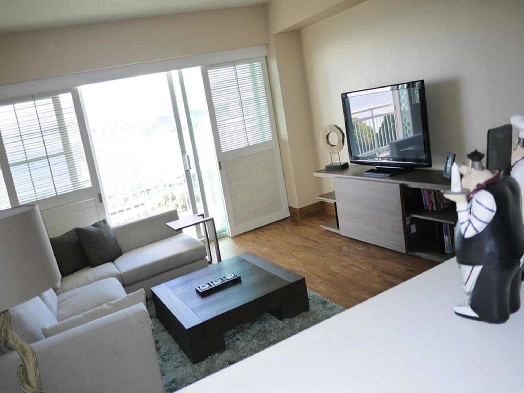 Verona Resort & Spa Tumon Dış mekan fotoğraf